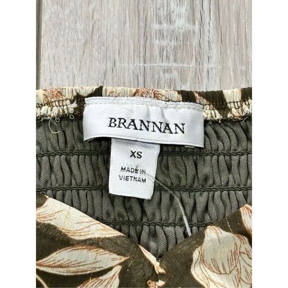 Brannan floral ruched cold shoulder blouse size XS - Picture 10 of 11